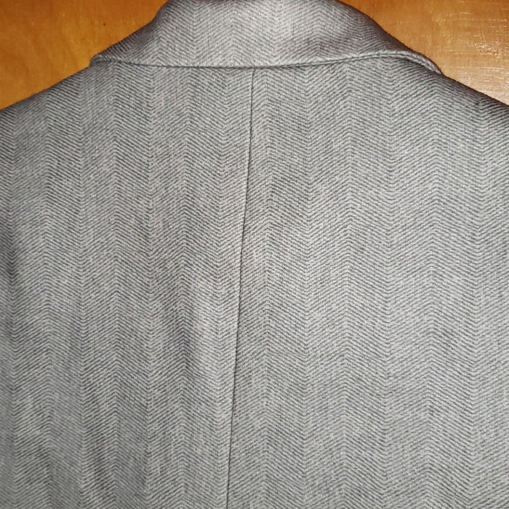 Grey lapel jacket - Picture 2 of 2
